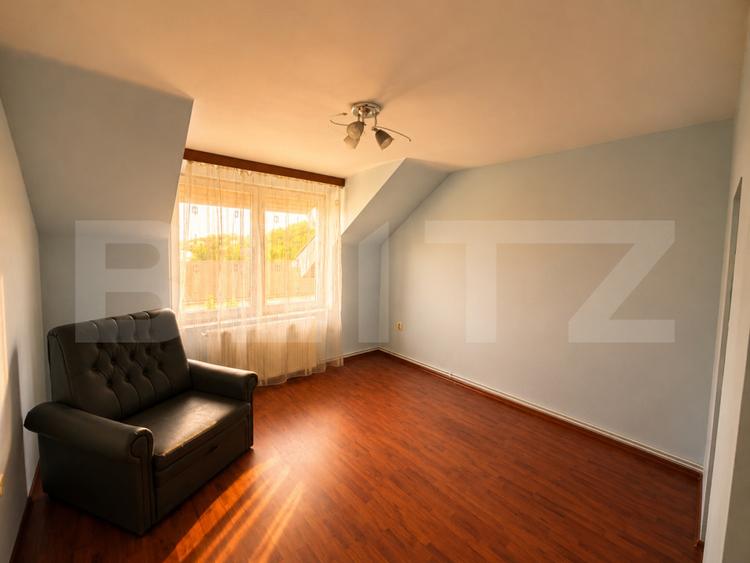 De vanzare Ap 4 camere open space 107mp