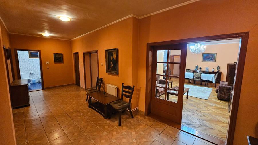 DEMOCRATIEI-Value Center-casa 259 mp , ter 532mp - 235000 euro