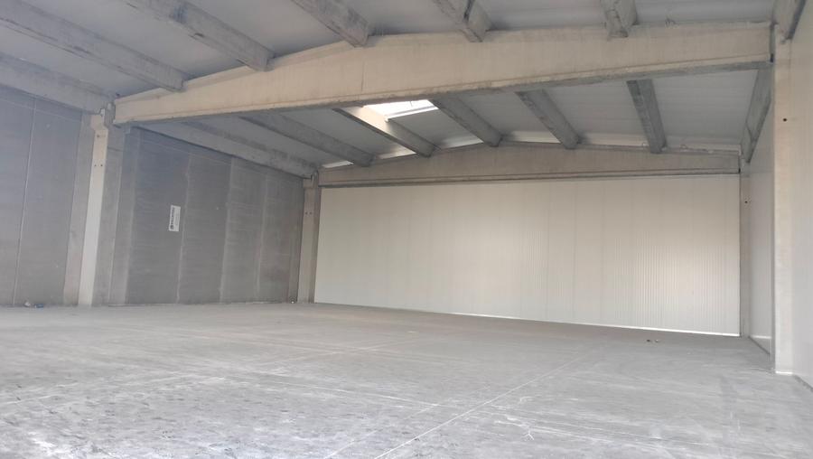 COMISION 0!!!! Vand hala noua 523 mp 395.000 euro