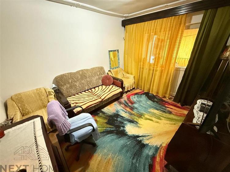 Apartament 3 Camere de Vanzare sau Inchiriere, Strada Lupeni – 81 mp, Etaj 1