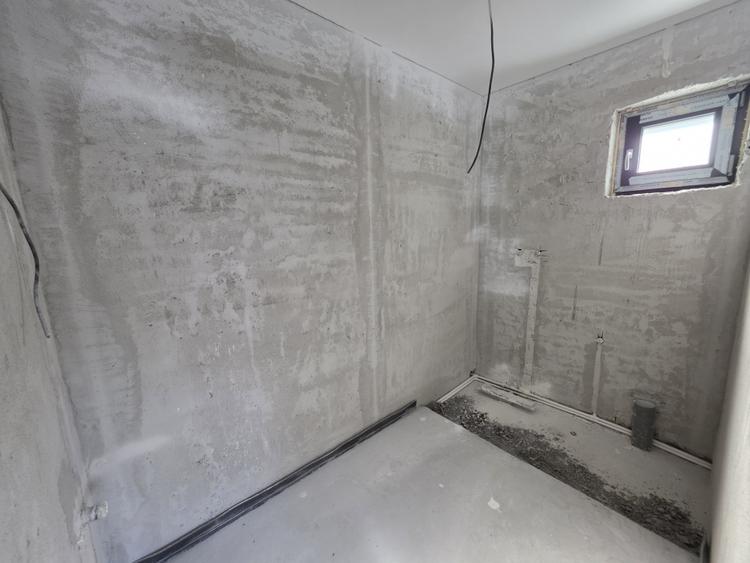Oportunitate! Casa la sol, 3 camere, posibilitate de mansardare, Valu lui Traian