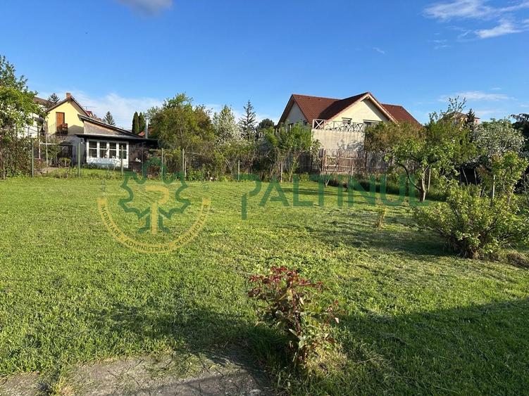 Casă individuală de închiriat în Sibiu – singur în curte, teren 900 mp, garaj