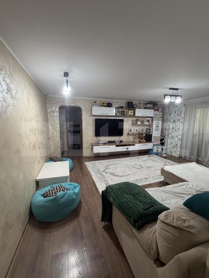 Apartament 3 camere, etaj intermediar, zona George Enescu