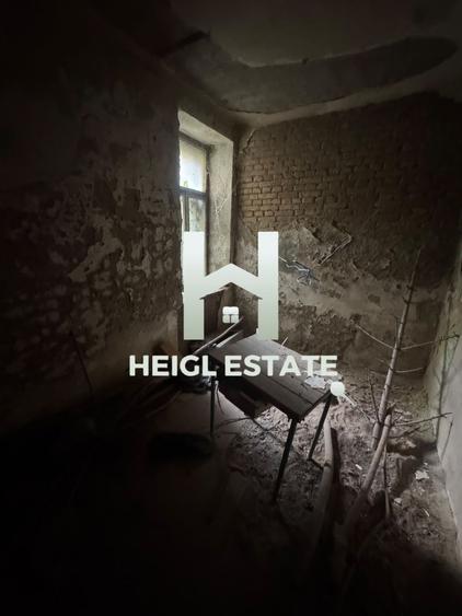 Apartament cu 4 camere + boxa 45 mp vânzare in Piață Victoriei, Ultracentral