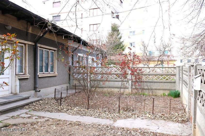 Gara - Spitalul CFR - Str. Scolii, casa din caramida, teren 380 mp!