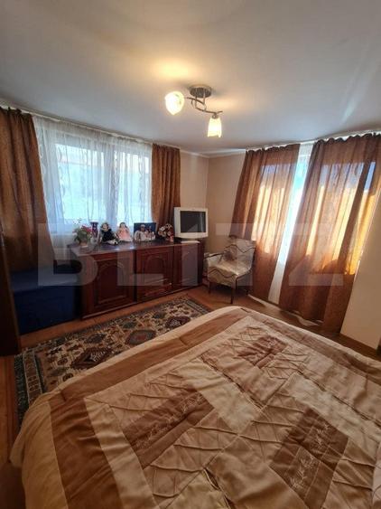 Casa individuala, 6 camere, 249 mp, 1200 mp de teren, zona Tauti