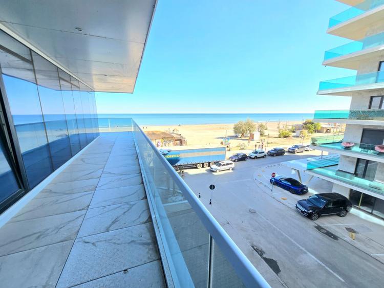 3 camere White Titanic - frontal mare – Mamaia Nord