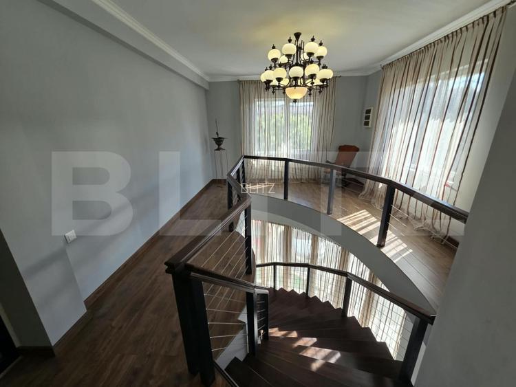 Spațiu comercial de inchiriat, format din 4 apartamente, 250 mp, zona Dva. Nord - 2