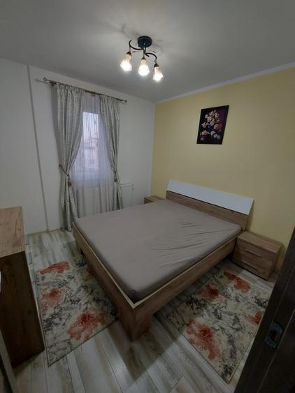 Apartament cu 3 camere,etaj intermediar,parcare subterana,zona Eroilor