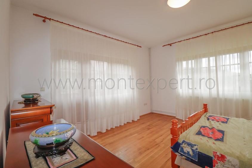 Vila De Vanzare In Busteni, Cu 1900 Mp De Teren !!! Priveliste Spre Muntii Buceg
