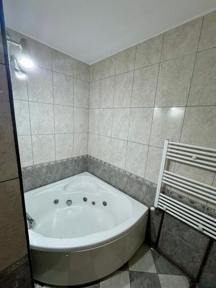 PODU ROS - 1001 ARTICOLE - 3 CAMERE 74MP - ETAJ 1 - RENOVAT TOTAL - LIBER !