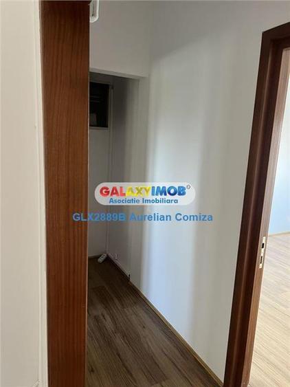 Inchiriere apartament 4 camere Piata Romana pretabil birouri