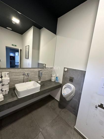 Birou 255 mp de închiriat, etaj 1, clădire de birouri clasa A - 8