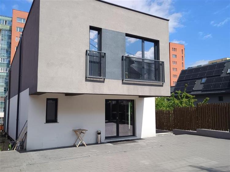 Spatiu birouri 500 mp | Cladire individuala | Teren 600 mp | Parcare | Construct