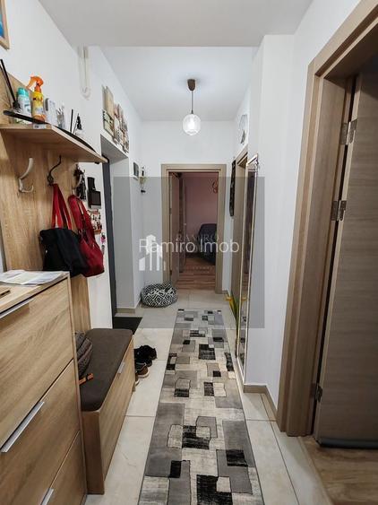 Apartament 2 camere, Sector 5, Pecineaga/Salaj, decomandat, centrala - 7