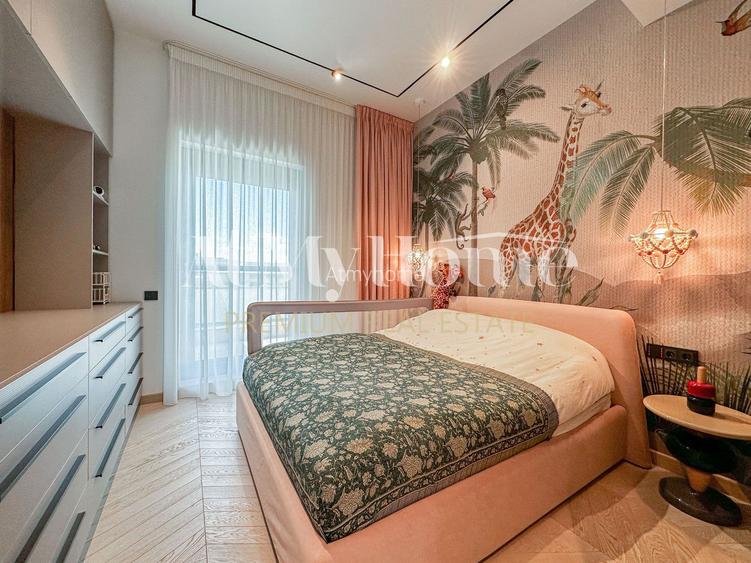 Penthouse Ultra Luxury cu 5 camere,  complet renovat,2 parcari,boxa,terase 195mp - 36