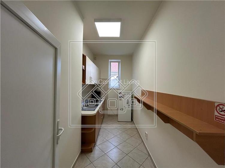 Spatiu birouri de inchiriat - 9 camere - teren 470 mp - 7