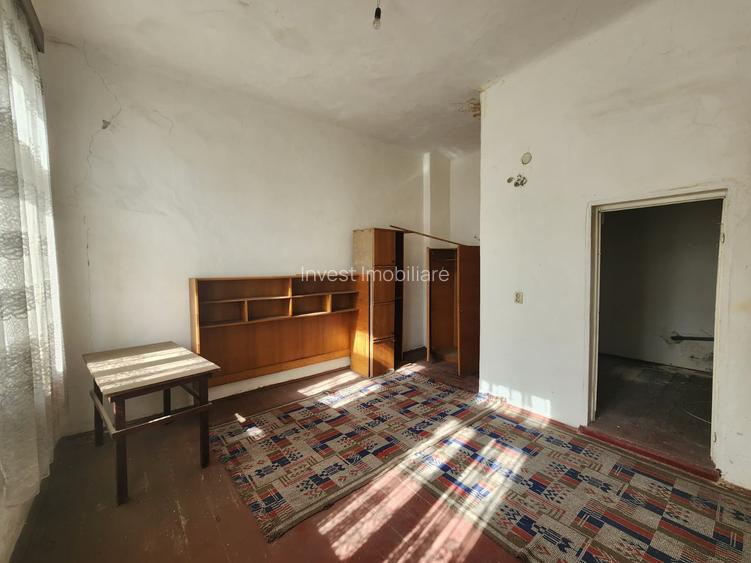 CASA CENTRU IASI, 7 CAMERE, 143 MP UTILI, 22 MP BECI, MAGAZIE SI GARAJ