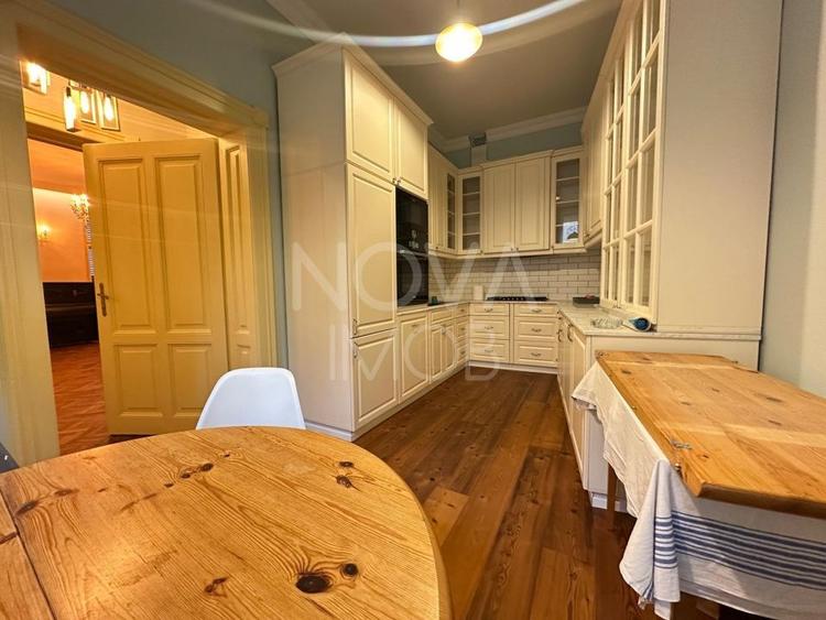 Apartament 4 camere ultracentral pentru inchiriat