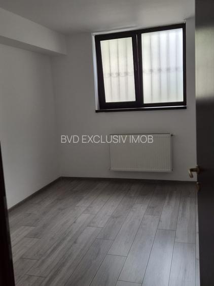 Apartament cu 3 camere in zona Obor - 11