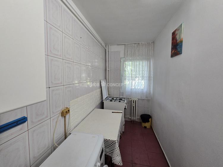 INCHIRIERE GARSONIERA moderna  in Ploiesti, zona Baraolt