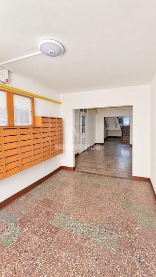 Garsonieră renovată și mobilată | Etaj 3/4 | Tractorul/Brașov