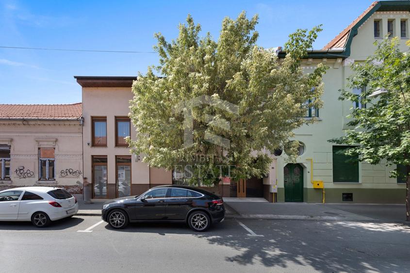 Casa / Vila | 670MP Utili | Curte | Pozitie Centrala | COMISION 0%