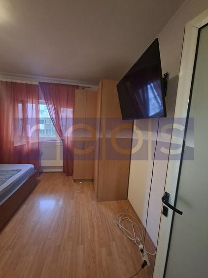 Vitan Mall  doua camere unice 6/8