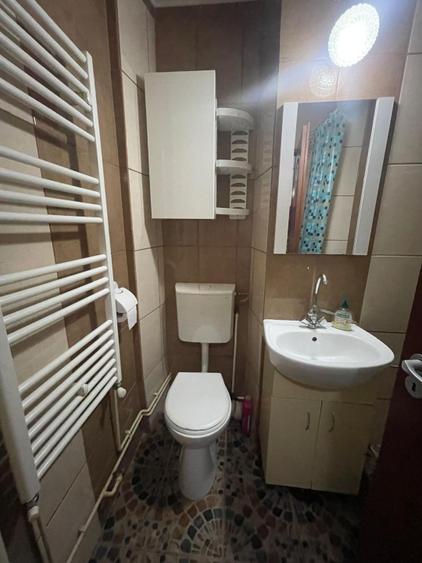 Apartament 3 camere, 46.73 mp, zona Materna - Craiovita