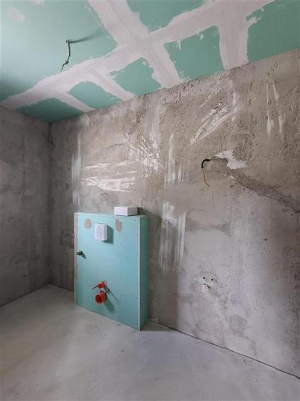 CASA P+ 1E si TEREN 400 MP DE VANZARE IN ANDRASESTI