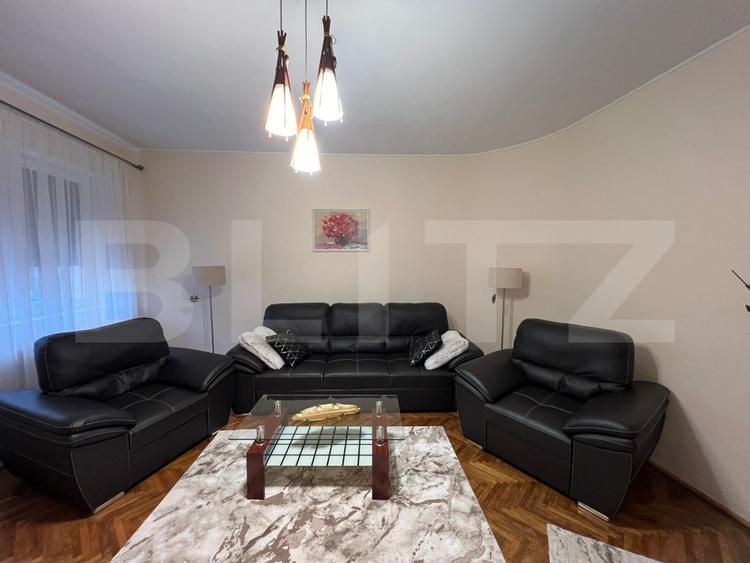 Casă spațioasă P+M, 6 camere, 236 mp, în cartierul Titulescu