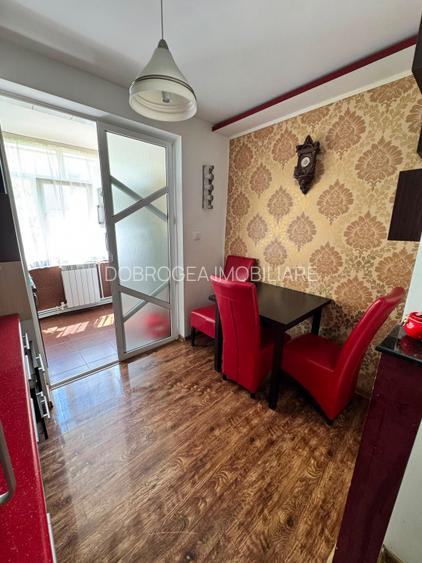 VEST- APARTAMENT 2 CAMERE DECOMANDAT  ,CENTRALA GAZ, ETAJ 2 - 6