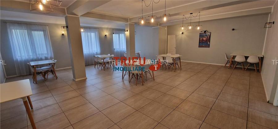 Casă tip pensiune de vânzare cu 6 camere și o casă adiacent& - 9