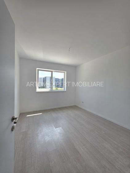 Apartament 2 camere de vanzare Platinum Residence sector 4 - 3