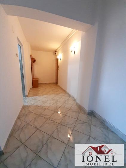 Apartament trei camere decomandat de vanzare in Centru, Alba Iulia