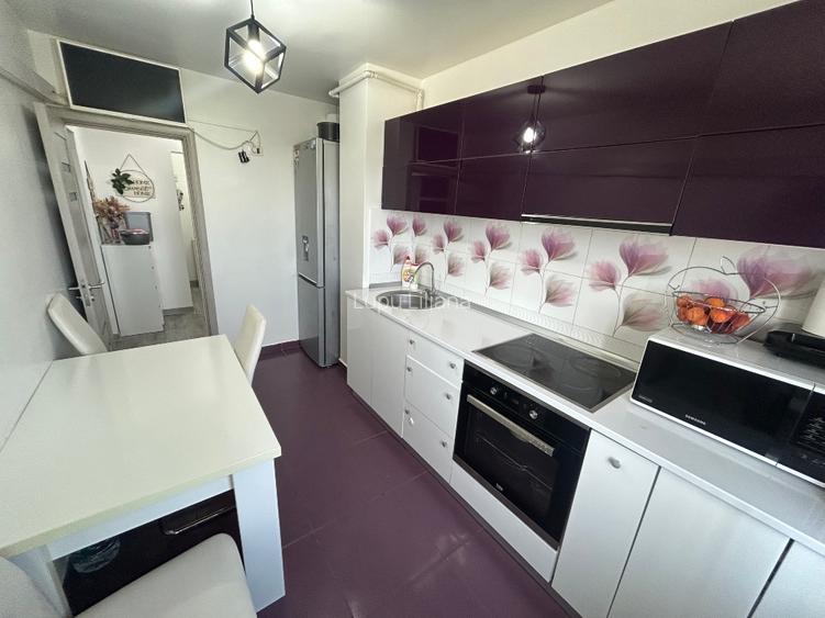 Vând apartament cu 3 camere zona Doraly  - 3