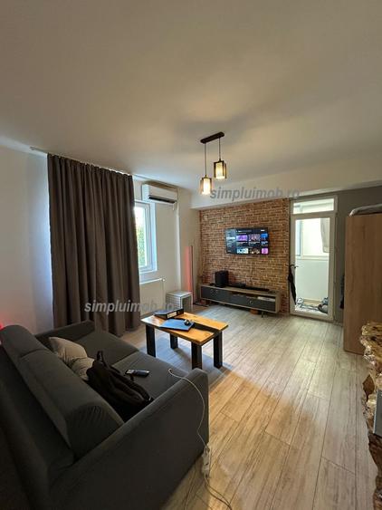 Metrou Dimitrie Leonida gars decomandata parcare centrala proprie