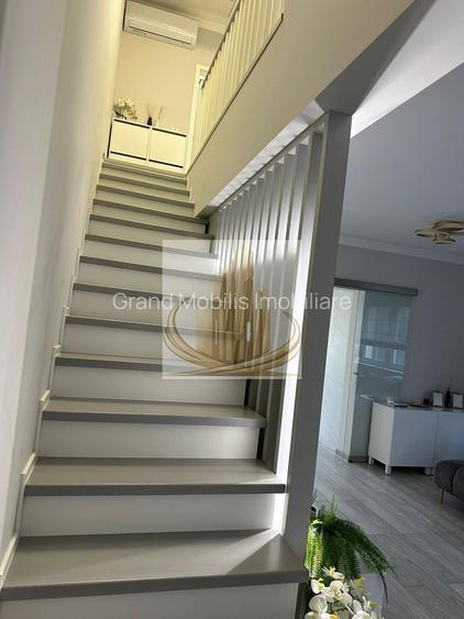 Casa in stil mediteranean, ultrafinisată 5 camere, 3 bai + curte.