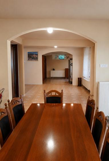 Casa individuala, 350 mp, zona Sasar