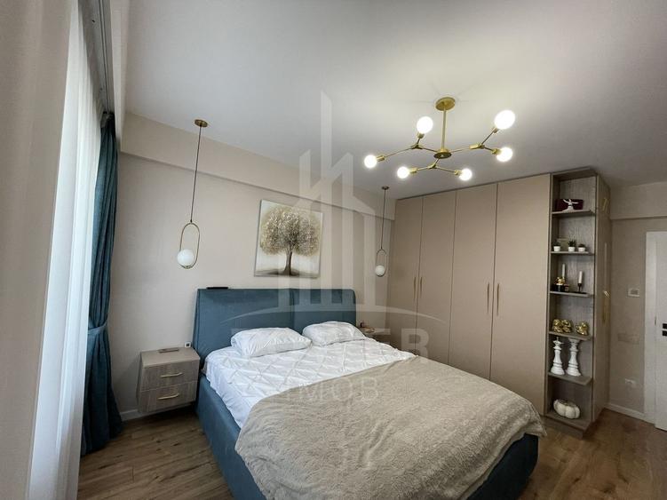 Apartament cu 3 camere de vânzare