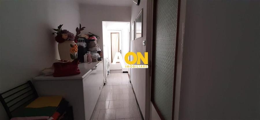 Apartament 3 camere Cetate