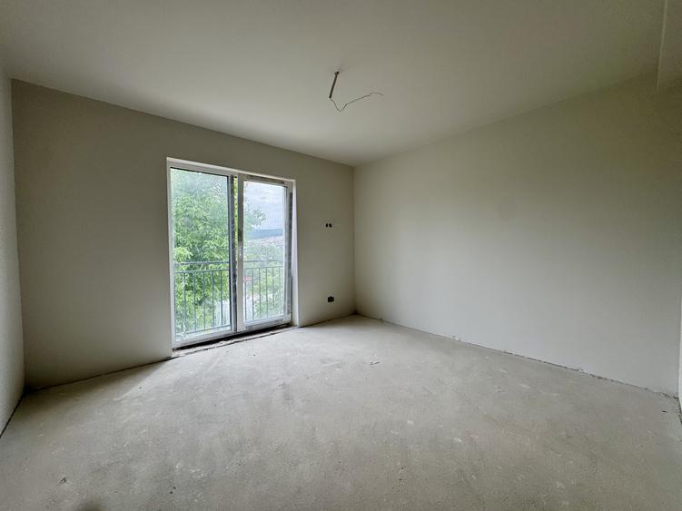 Casa tip duplex, 4 camere, 143 mp, zona Chinteni