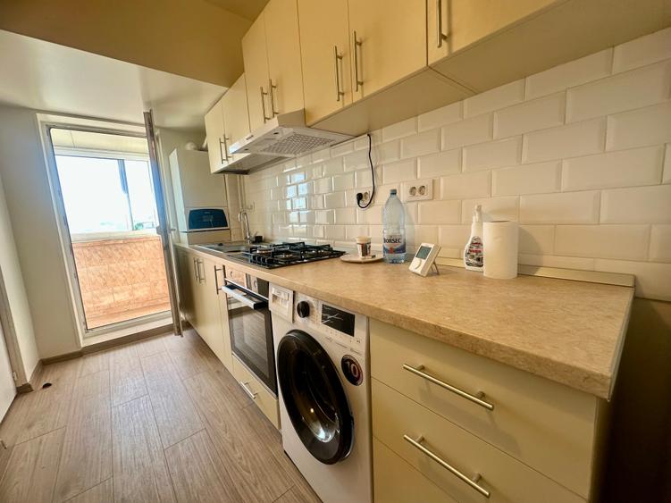 Apartament 3 camere de inchiriat Centru