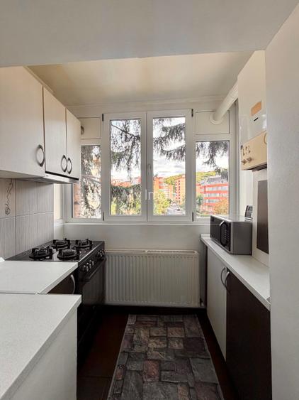 Apartament cu 3 camere de inchiriat in Racadau ,et 1/4 cu loc de parcare - 6