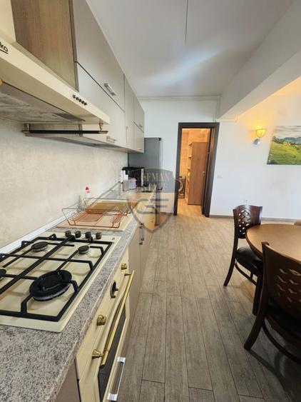 De închiriat – apartament 2 camere, vedere frontală la lac