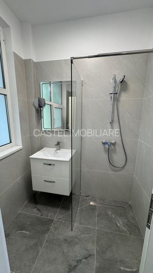 De inchiriat Imobil având 9 camere ,suprafață de 285 mp. Cantemir langa Metrou - 15