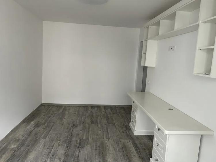 Apartament cu 2 camere, etajul 1/4, zona Alexandru cel Bun