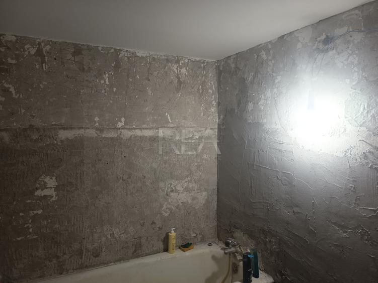 3 camere bloc reabilitat 1981, Piata Sudului