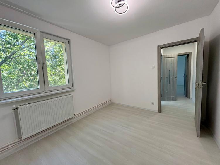 3 Camere Obregia Renovat Complet Centrala Proprie Metrou 10 Minute 60mp