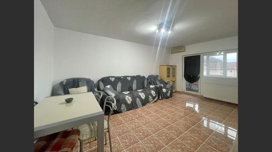 Apartament 3 camere decomandat, modern in Lunca